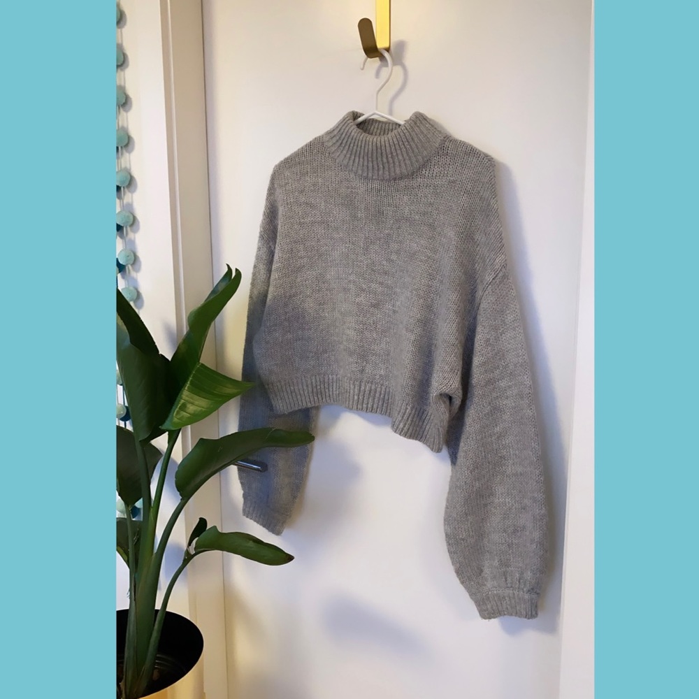 ✨cozy grey turtleneck✨